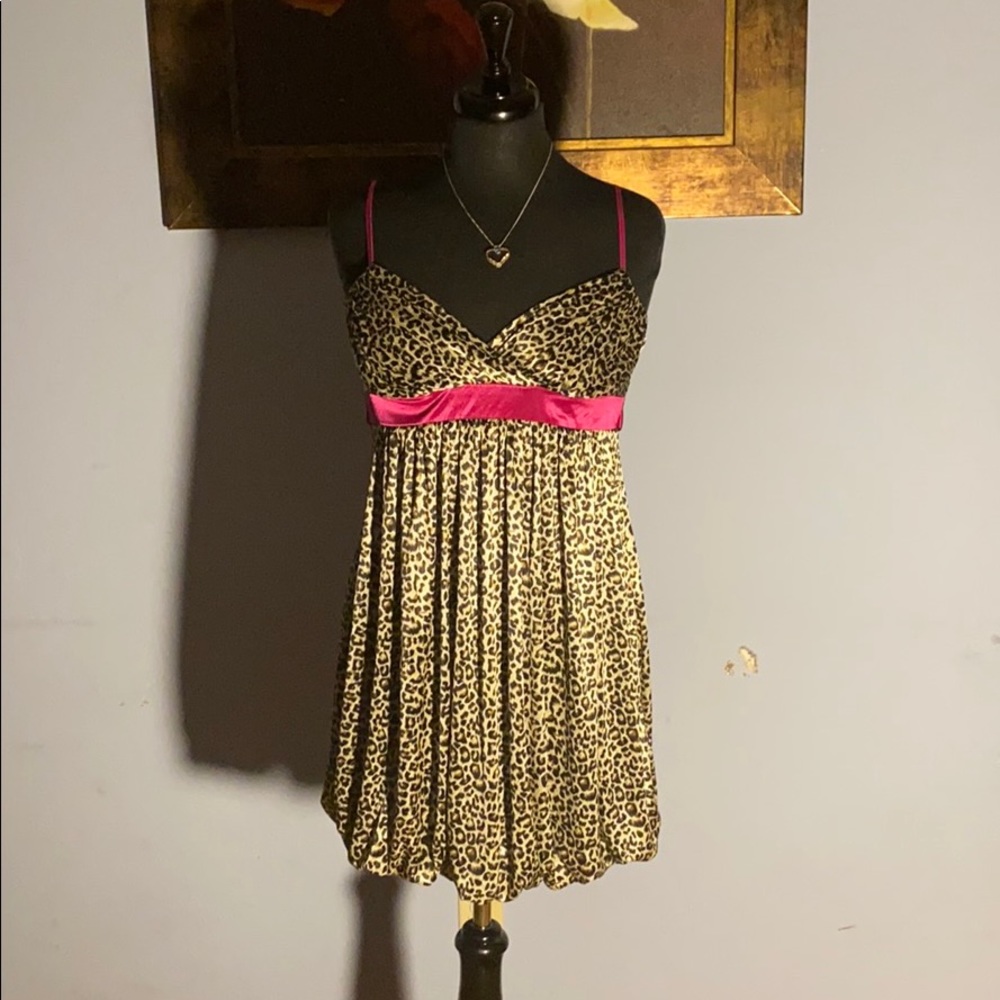 Mini leopard dress